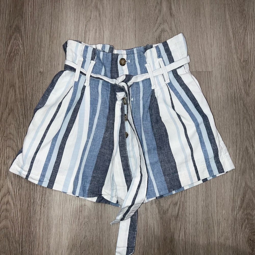 Abercrombie & Fitch Women’s Paperbag Waist Striped Shorts Size XS